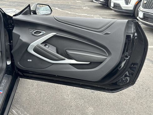 Used 2020 Chevrolet Camaro SS image 15
