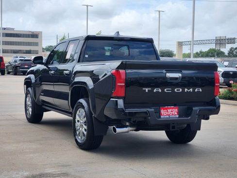 Certified 2025 Toyota Tacoma Limited AWD/4WD image 7