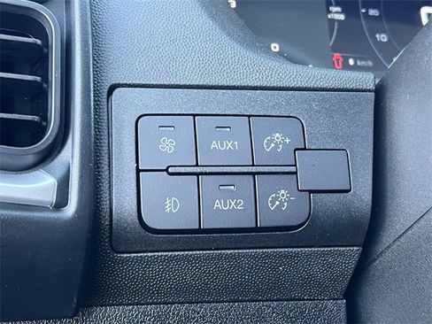 New 2024 RAM ProMaster 3500 w/ Quick Order Package 22G SLT image 16