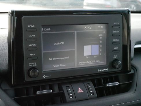 Certified 2022 Toyota RAV4 XLE Premium AWD/4WD image 22