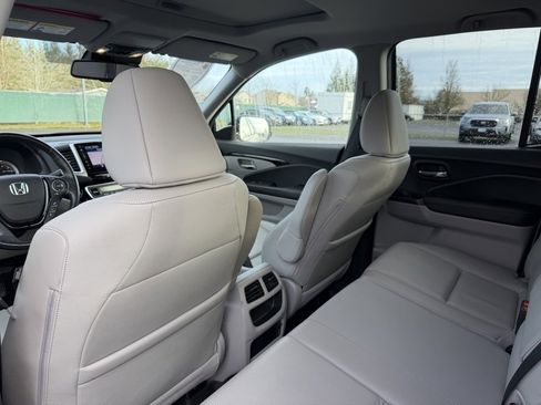Used 2017 Honda Ridgeline RTL-E image 31