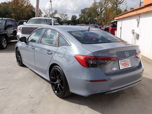 Used 2023 Honda Civic Sport image 12