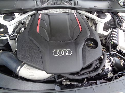 Used 2021 Audi S5 Premium Plus w/ Premium Plus Package AWD/4WD image 17