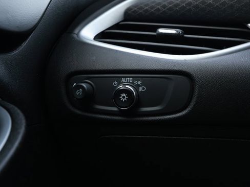 Used 2023 Chevrolet Malibu LT image 15