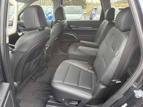 New 2025 Kia Telluride S image 17