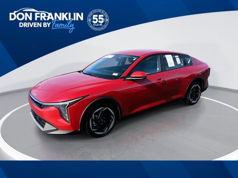 Used 2025 Kia K4 EX image 1
