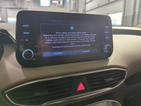 Used 2022 Hyundai Santa Fe SEL image 18