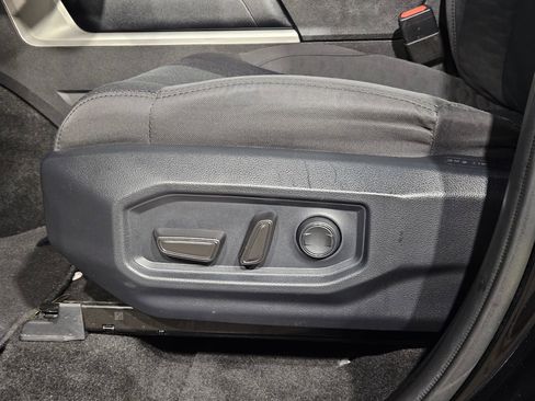 Used 2025 Toyota Tundra SR5 image 22