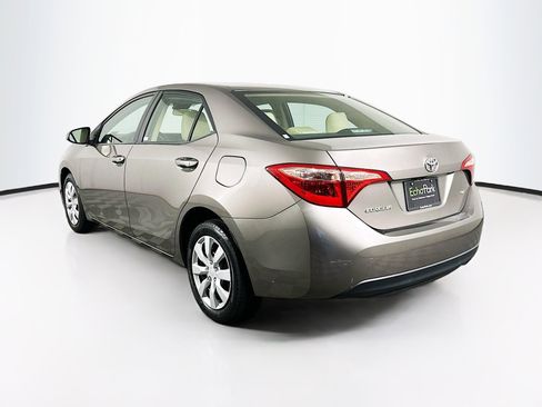 Used 2018 Toyota Corolla LE FWD image 5