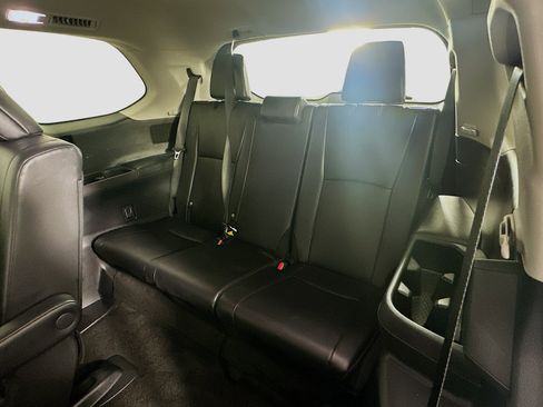 Used 2024 Toyota Grand Highlander FWD image 28