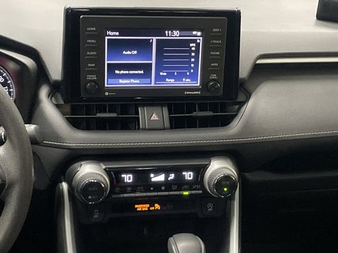 Used 2021 Toyota RAV4 XLE w/ Convenience Package FWD image 31