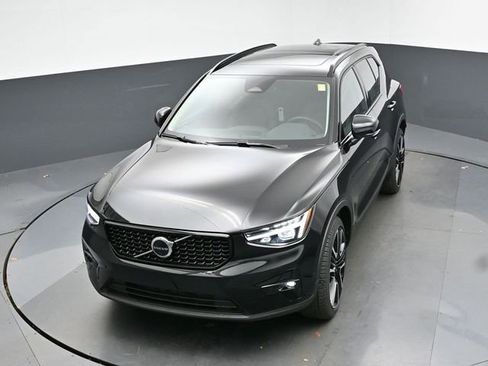 New 2026 Volvo XC40 B5 Ultra w/ Protection Package Premier image 45