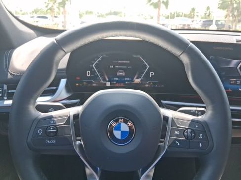 Used 2025 BMW X1 xDrive28i AWD/4WD image 8