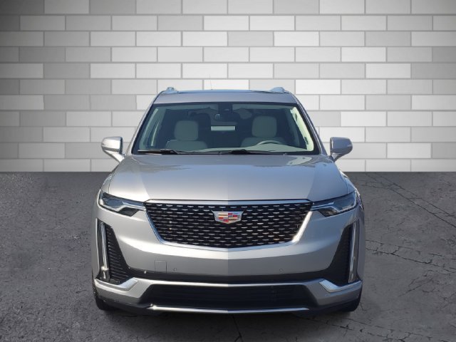 Certified 2024 Cadillac XT6 Premium Luxury w/ LPO, Premium Carpet Package FWD image 8