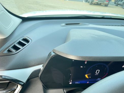 Used 2025 Chevrolet TrailBlazer LT image 32