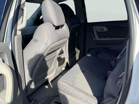 Used 2012 Chevrolet Traverse LS FWD image 37