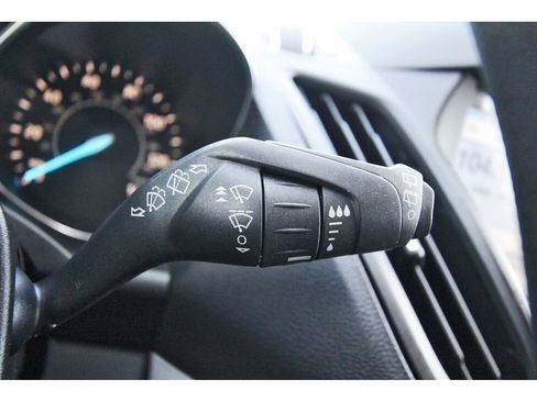 Used 2019 Ford Escape SE FWD image 21