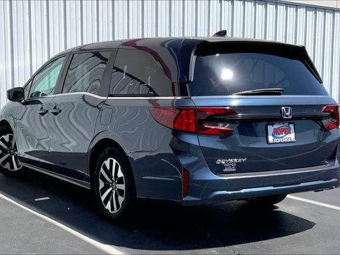 Used 2025 Honda Odyssey EX-L image 10
