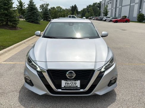 Used 2019 Nissan Altima 2.5 SV FWD image 2