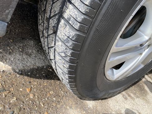 Used 2018 Buick Enclave Essence image 30