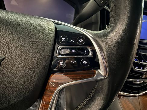 Used 2015 Cadillac Escalade Premium RWD image 31