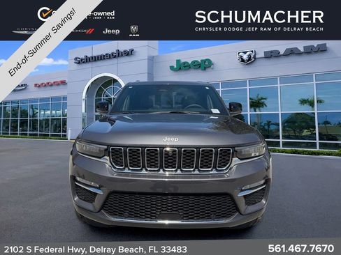 Certified 2024 Jeep Grand Cherokee Limited w/ Luxury Tech Group II RWD image 2