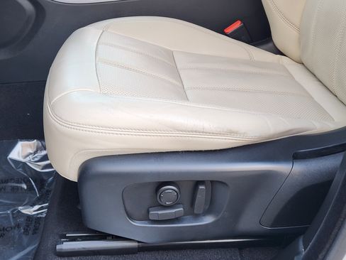 Used 2018 Land Rover Range Rover Sport Supercharged image 24