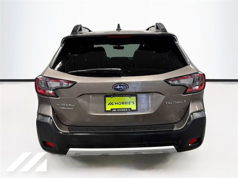 Used 2023 Subaru Outback Limited image 6