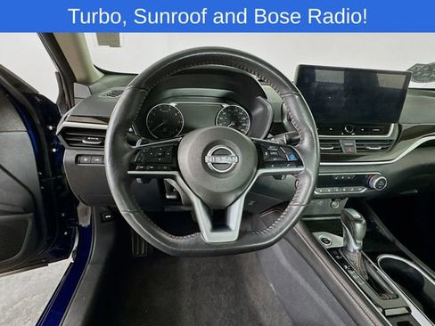 Used 2023 Nissan Altima 2.0 SR FWD image 11