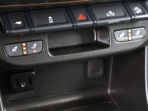 Used 2022 GMC Canyon AT4 w/ Trailering Package image 28