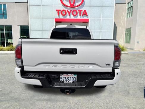 Used 2021 Toyota Tacoma TRD Off-Road w/ Technology Package image 7