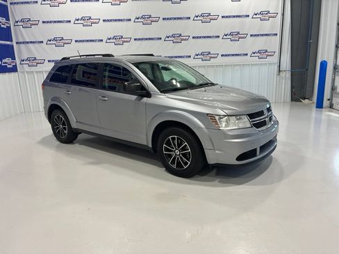 Used 2017 Dodge Journey SE w/ Flexible Seating Group FWD image 6