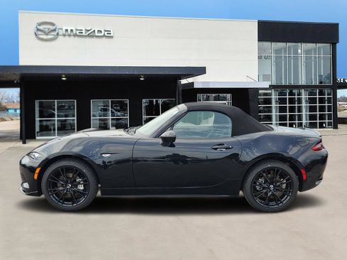 New 2026 MAZDA MX-5 Miata Club RWD image 3