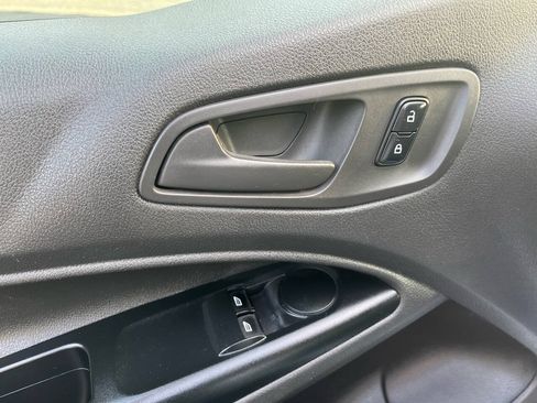 Used 2018 Ford Transit Connect XL FWD image 17