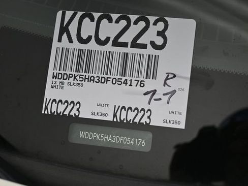 Used 2013 Mercedes-Benz SLK 350 image 39