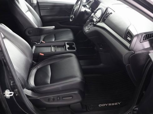 Used 2023 Honda Odyssey EX-L image 24