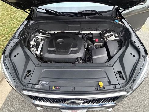 Used 2018 Volvo XC90 T5 Momentum w/ Momentum Plus Package image 33