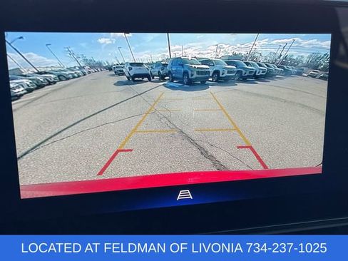 Used 2024 Chevrolet Trax LT w/ Driver Confidence Package image 14