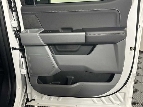 Used 2025 Ford F150 XLT w/ Equipment Group 301A Standard image 19