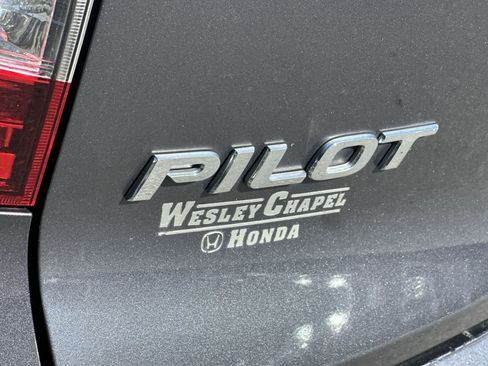 Used 2020 Honda Pilot EX image 11