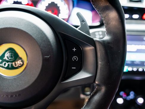 Used 2020 Lotus Evora image 48