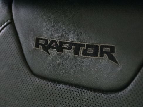 Used 2018 Ford F150 Raptor w/ Equipment Group 802A Luxury AWD/4WD image 27
