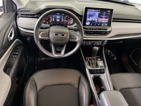 Used 2022 Jeep Compass Latitude w/ Convenience Group AWD/4WD image 21