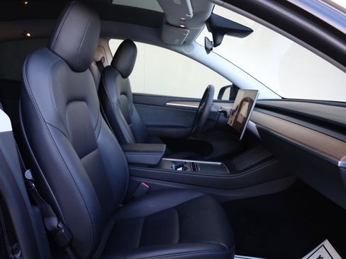 Used 2022 Tesla Model Y Performance AWD/4WD image 21
