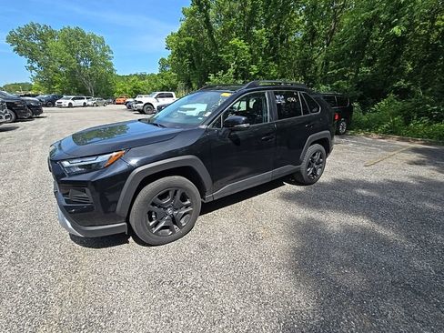 Used 2024 Toyota RAV4 Adventure AWD/4WD image 2