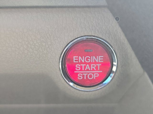 Used 2015 Acura RDX w/ Technology Package AWD/4WD image 17