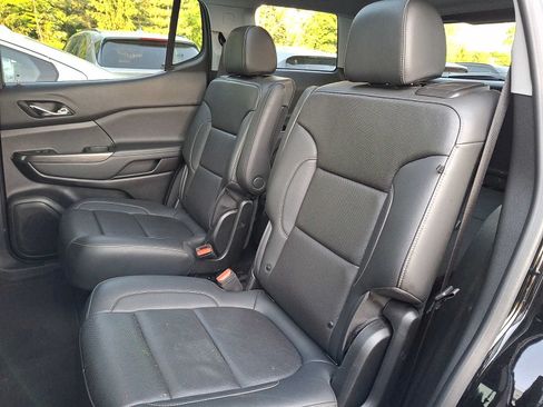 Used 2023 GMC Acadia SLT w/ Preferred Package AWD/4WD image 7