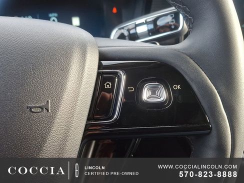 Certified 2024 Lincoln Corsair AWD image 23