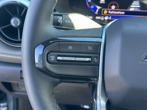 New 2026 Chevrolet Colorado ZR2 w/ Technology Package AWD/4WD image 4