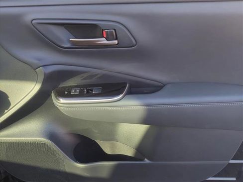 Used 2025 Toyota Crown Signia image 24